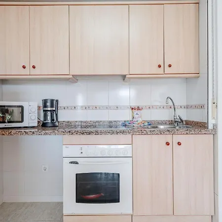 Coralbeach 318b - Grupo Turis Apartament